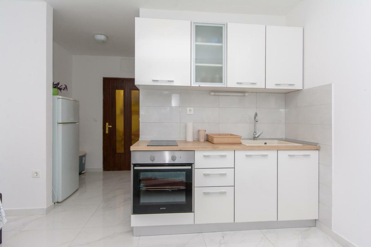 Ratak House Apartment Prizba Exterior photo